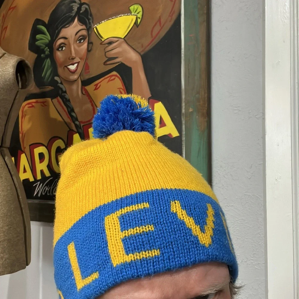 Vintage Levi’s Pom Pom Beanie Winter Hat
